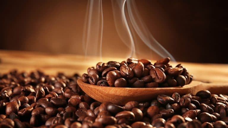 قهوه تازه رُست چیست؟ چطور تشخیص دهیم؟